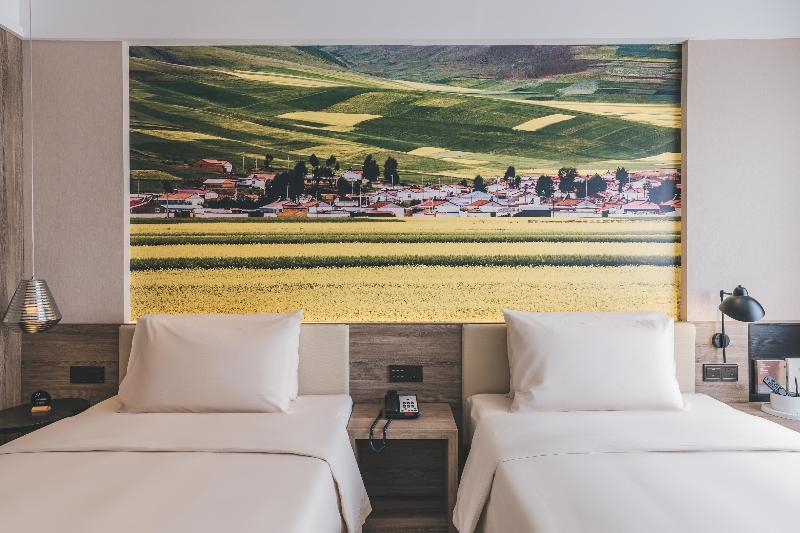 هتل Atour  Chongqing Shangqing Temple