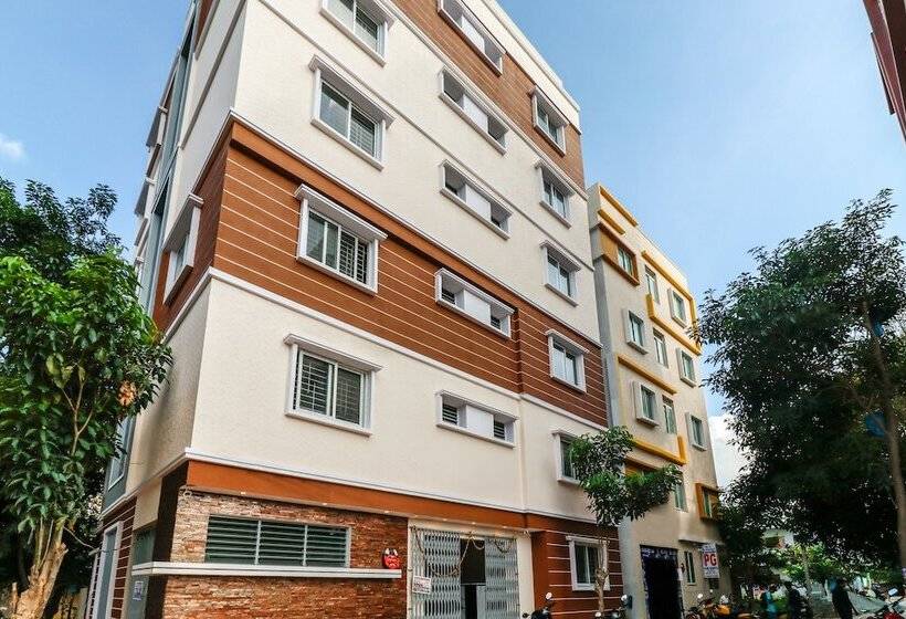 בית מלון כפרי Capital O N R Residency