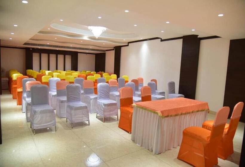 酒店 Crystal Grand