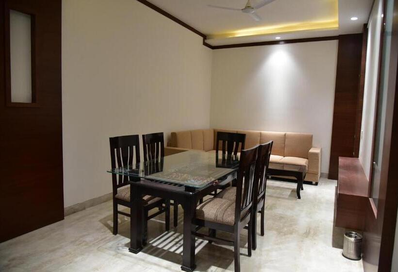 酒店 Crystal Grand