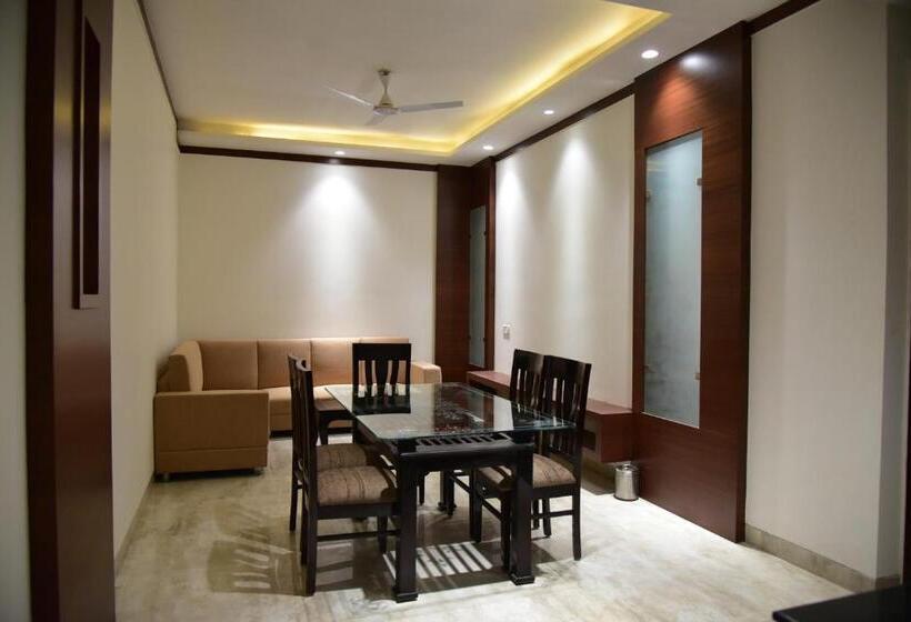 酒店 Crystal Grand