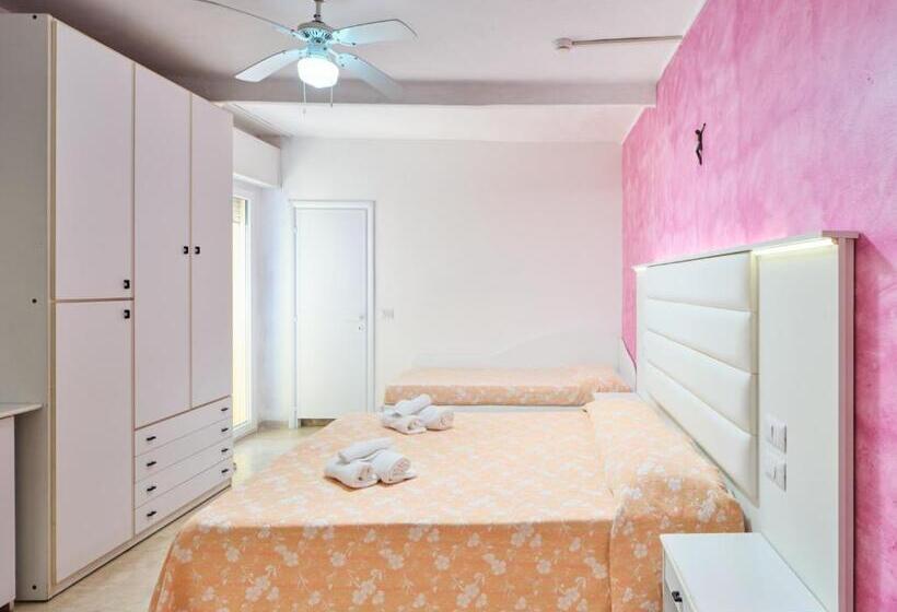 Отель Imperiale   Fronte Mare