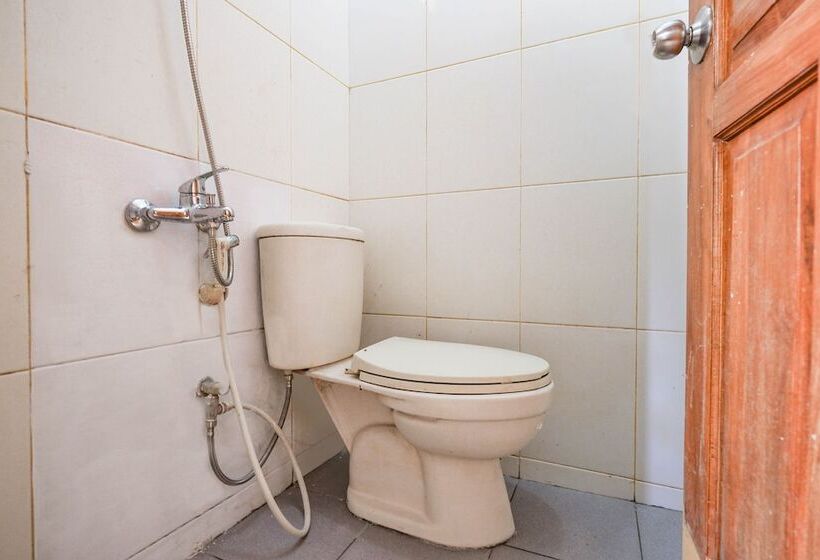 בית מלון כפרי Oyo 2737 D Kost