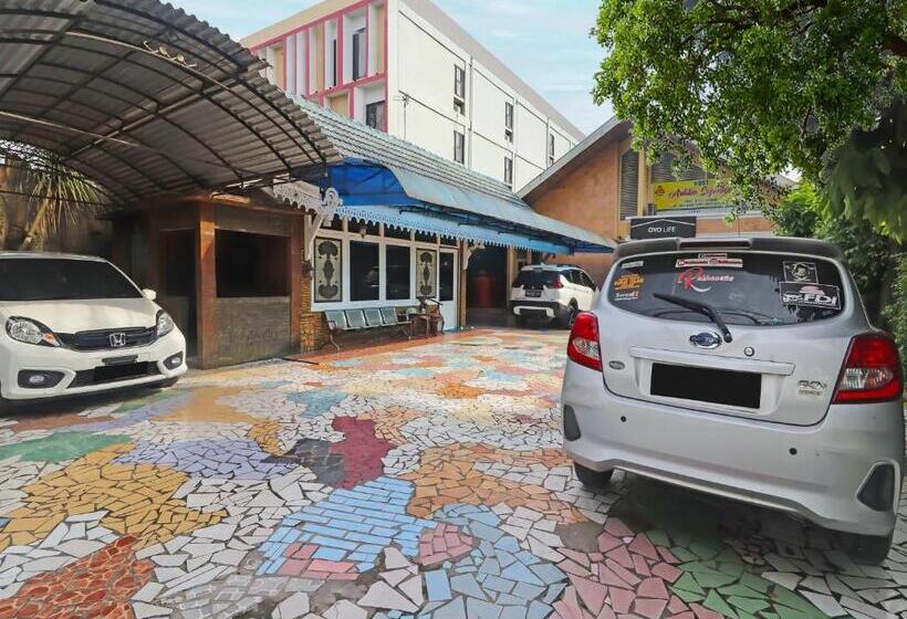 호텔 Oyo Life 2899 Ardilia Kost