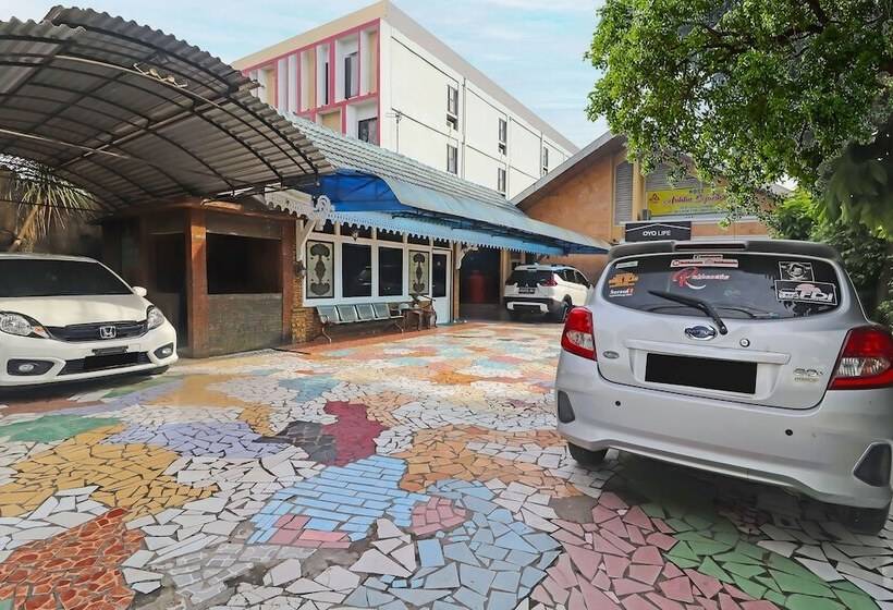 호텔 Oyo Life 2899 Ardilia Kost