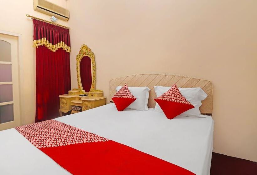 هتل Oyo Life 2899 Ardilia Kost