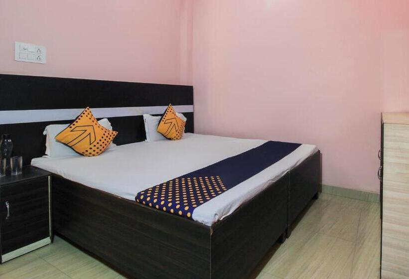 호텔 Spot On Yuvraj Guest House