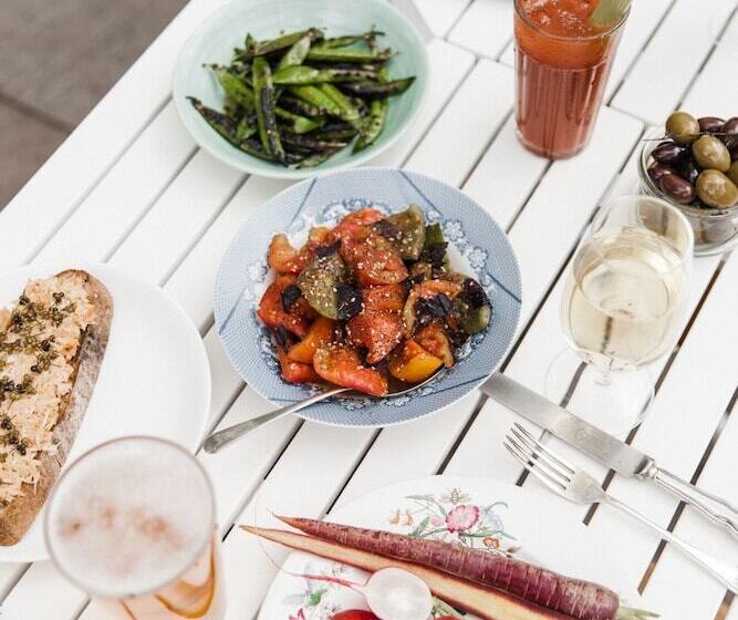 ホテル The Bull Inn