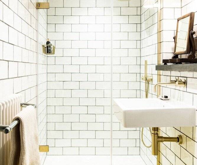 ホテル The Bull Inn