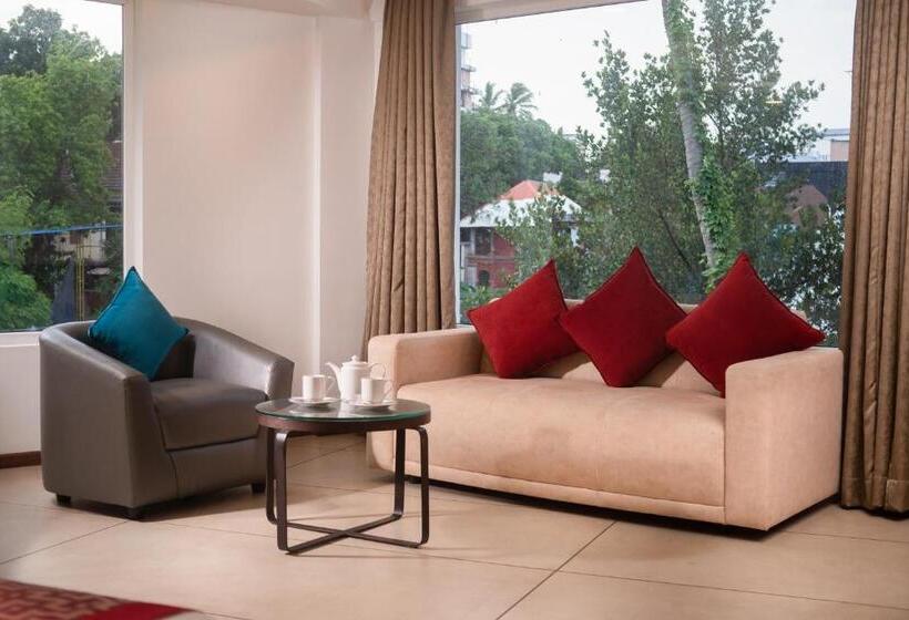 هتل The Terrace By Ladder Mgd By Citrine