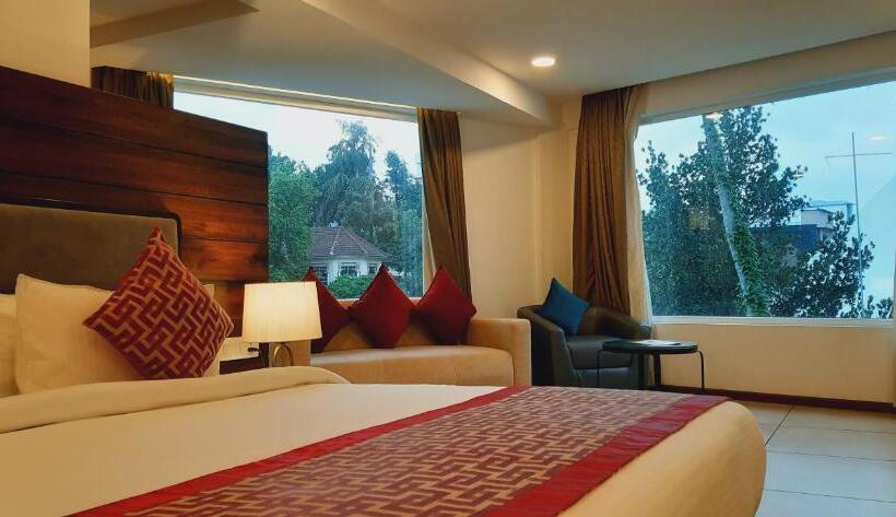 هتل The Terrace By Ladder Mgd By Citrine