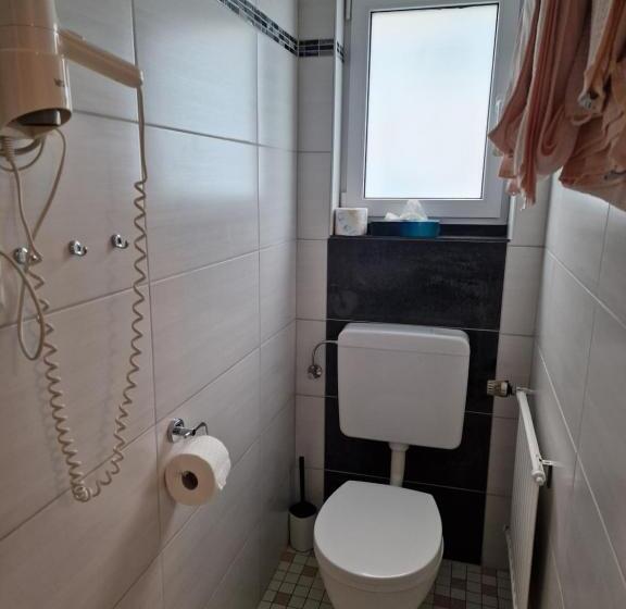 ホテル Weinhaus Am Stiftstor