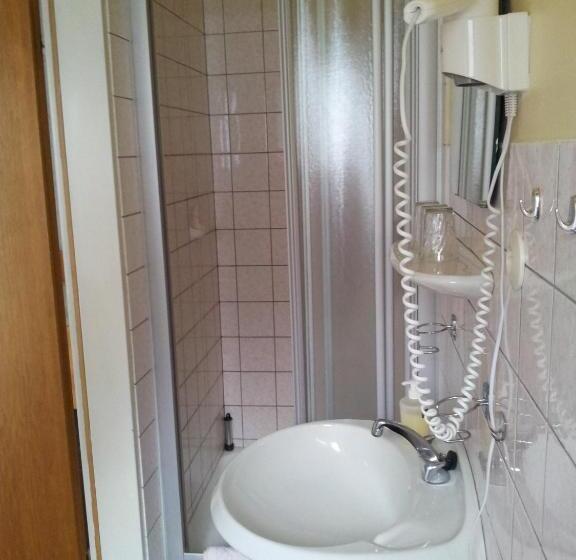 ホテル Weinhaus Am Stiftstor