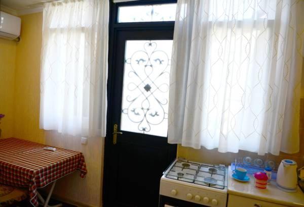 پانسیون Guest House Happy Holidays