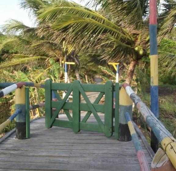 פנסיון Pousada Labella Monick