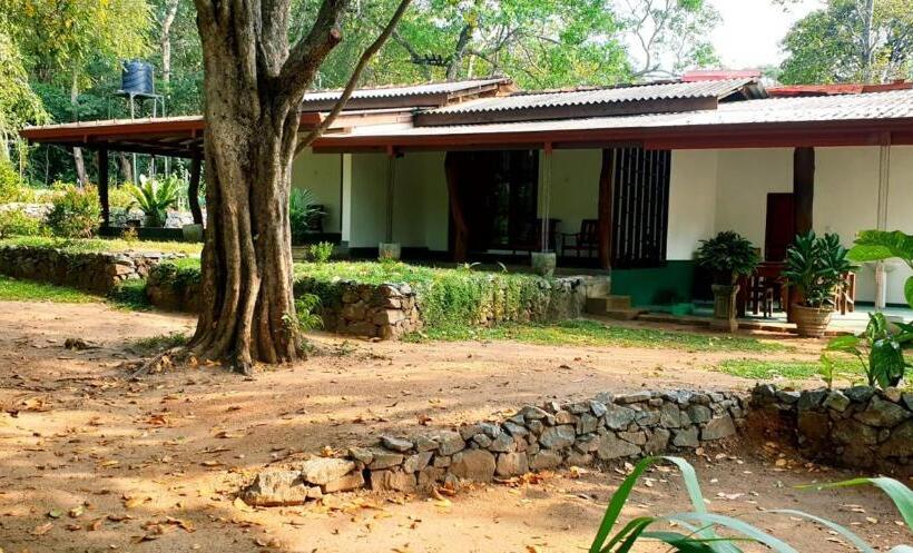 Пансион Sath Rest