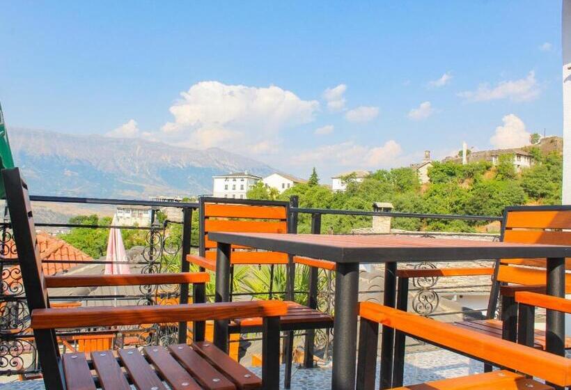 بنسيون Silver Hill Guesthouse