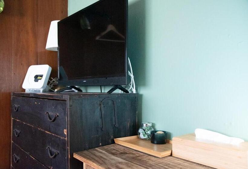 ペンション Tipy Records Inn Hanare