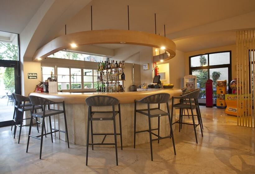 Aparthotel Bahia Pollensa