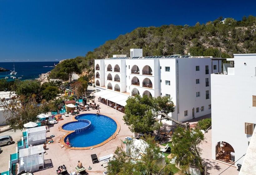 Aparthotel Puerto Cala Vadella