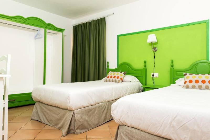 Apartamentos Maxorata Beach