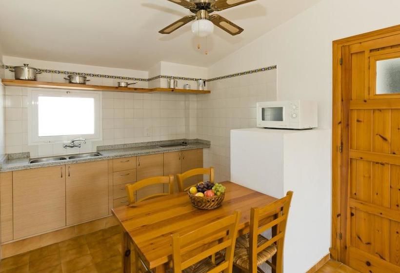Apartamentos Sa Caleta