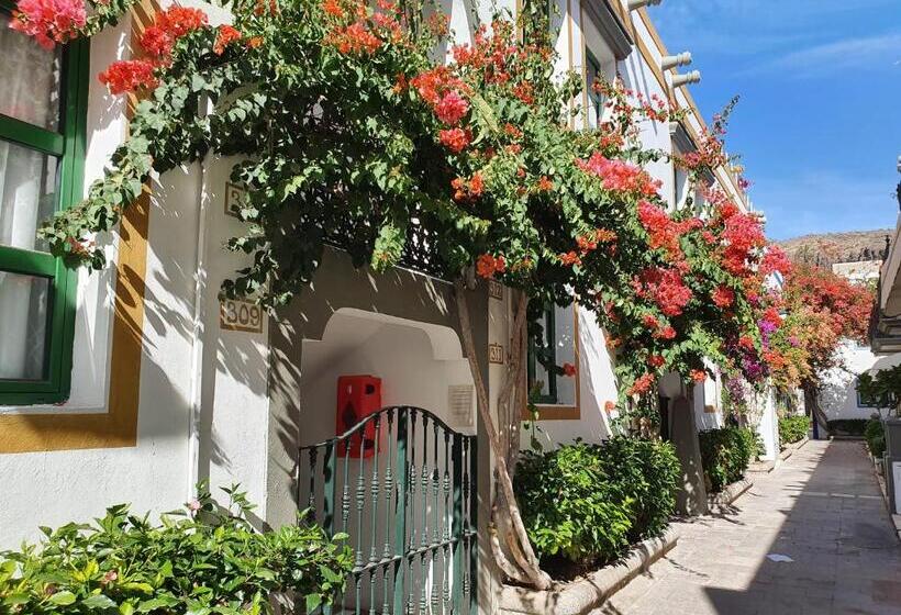 Billy's Puerto de Mogán Apartments by Livvo