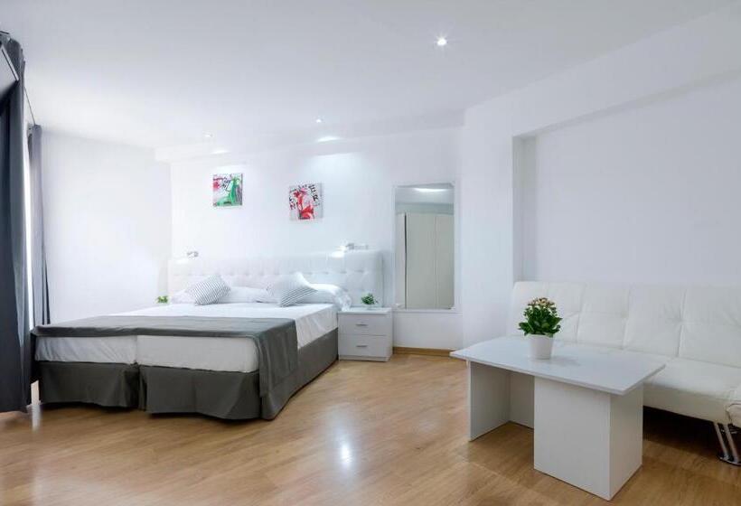 Boutique Urban Madrid Genova