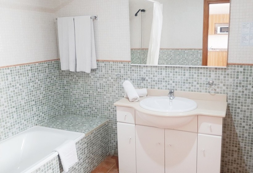 Club Las Colinas Apartamentos