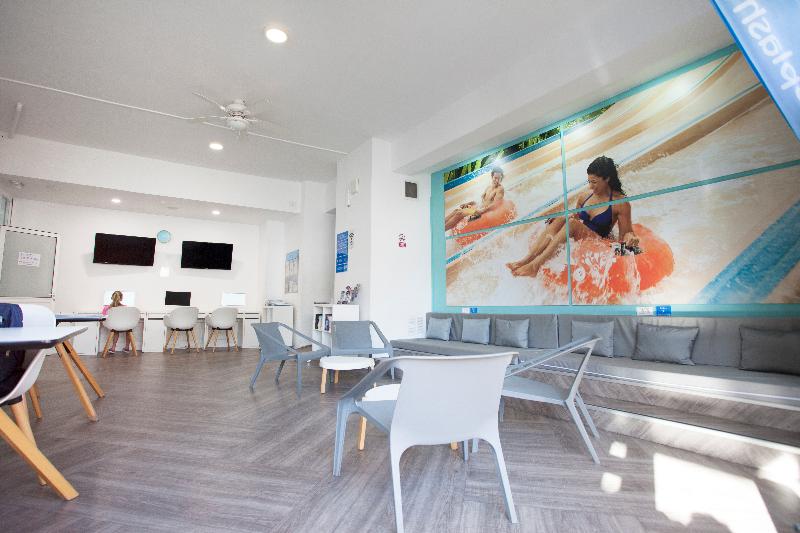 Coral Compostela Beach Golf