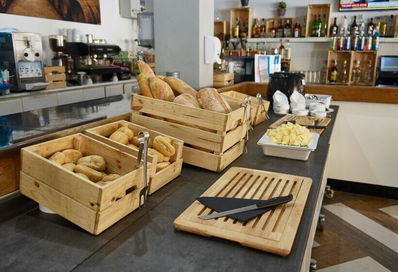 Coral Compostela Beach Golf