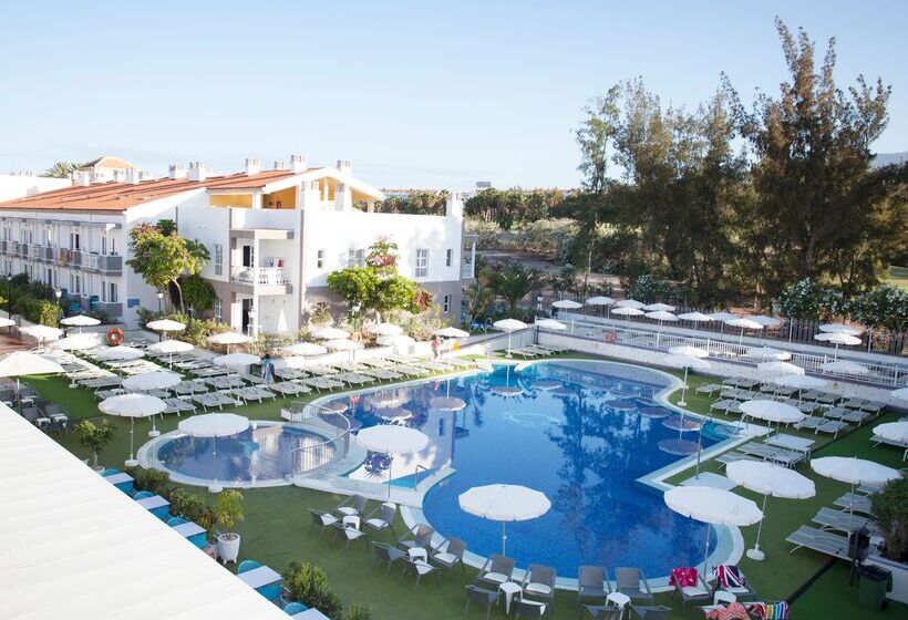 Coral Compostela Beach Golf