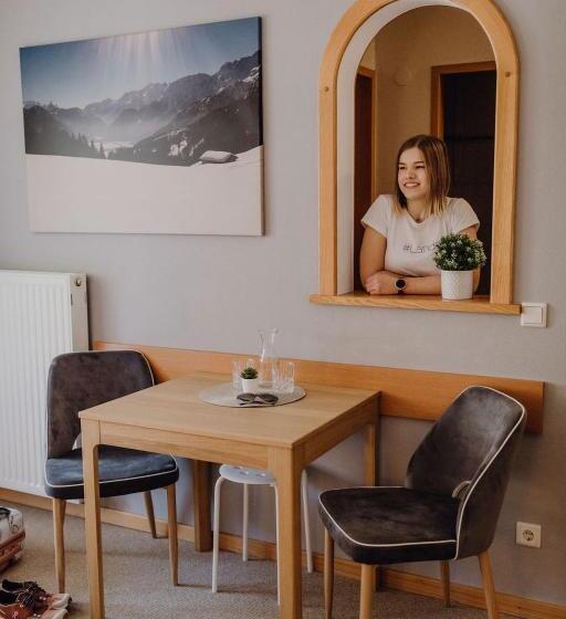 Dorfcafe Unken Hotelpension Swirtshaus Im Dorf