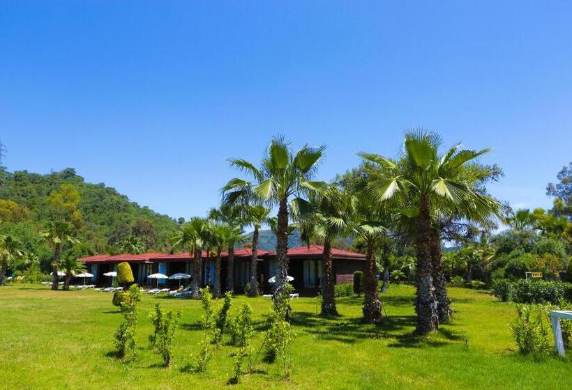Fortezza Beach Resort