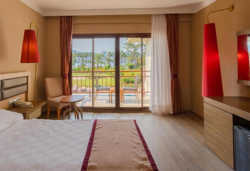 Fortezza Beach Resort