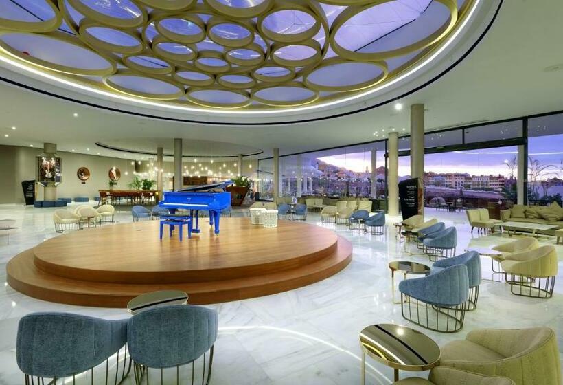 Hard Rock Hotel Tenerife