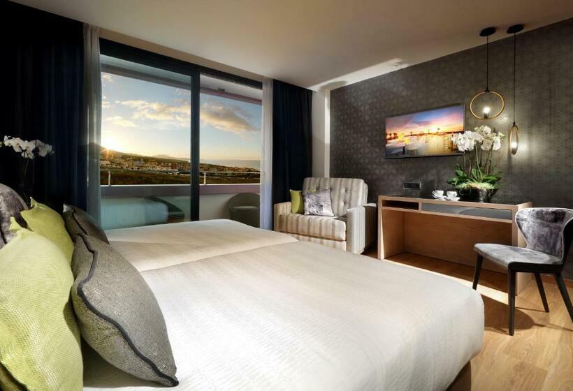 Hard Rock Hotel Tenerife