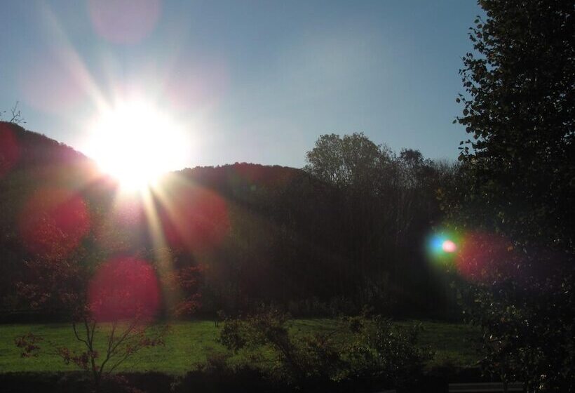 בית מלון כפרי Albergo La Genzianella