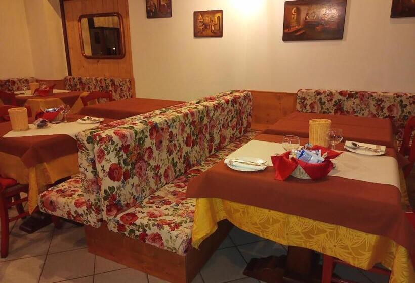 호텔 Albergo Martinet