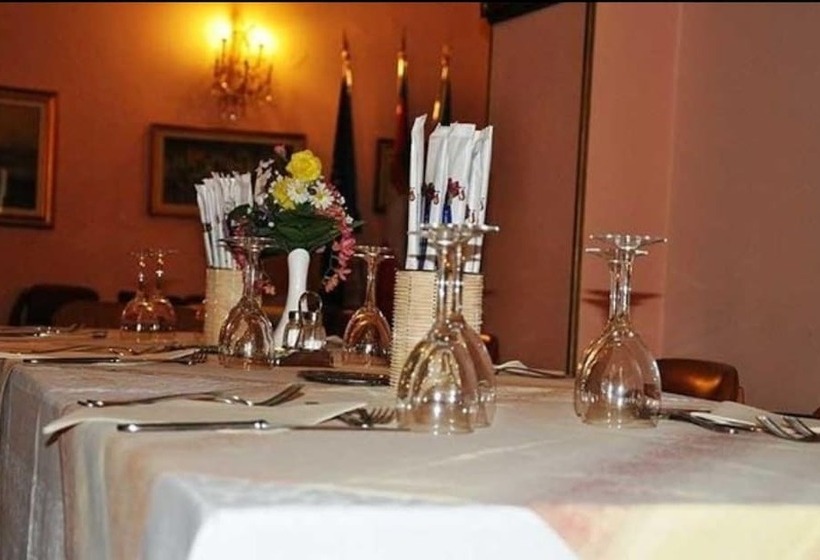 هتل Albergo Parmigiano