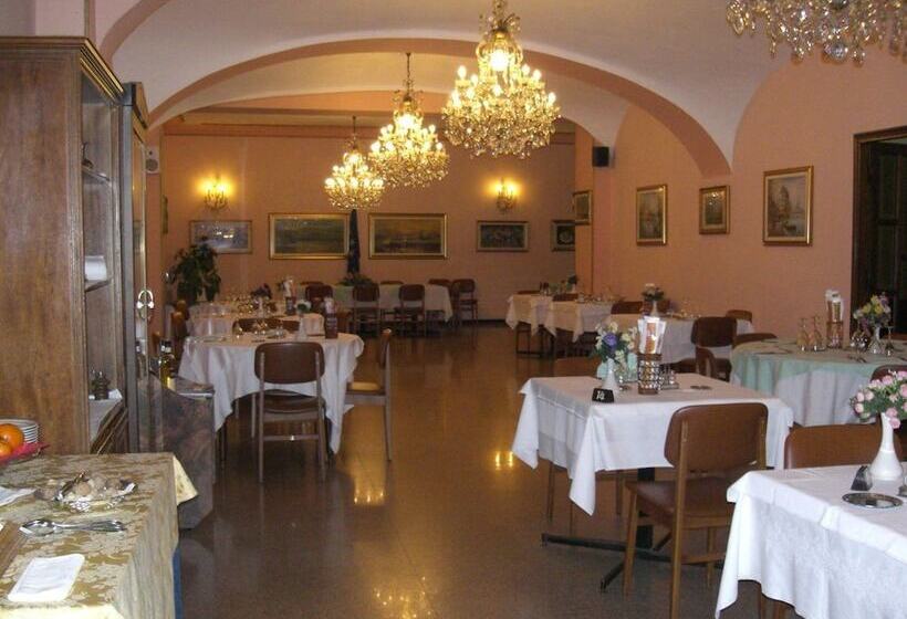 هتل Albergo Parmigiano