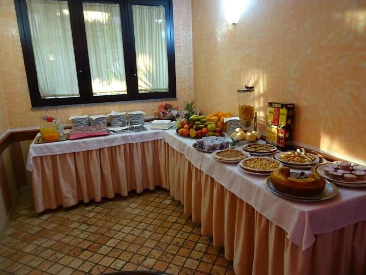 هتل Albergo Ristorante Delfino