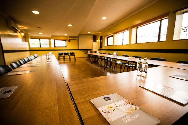 Отель Ambassador