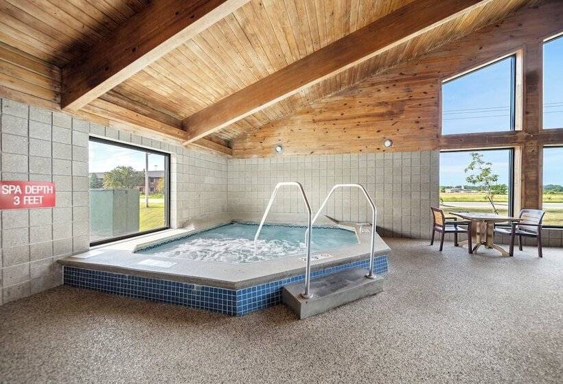 فندق Americinn By Wyndham Ames