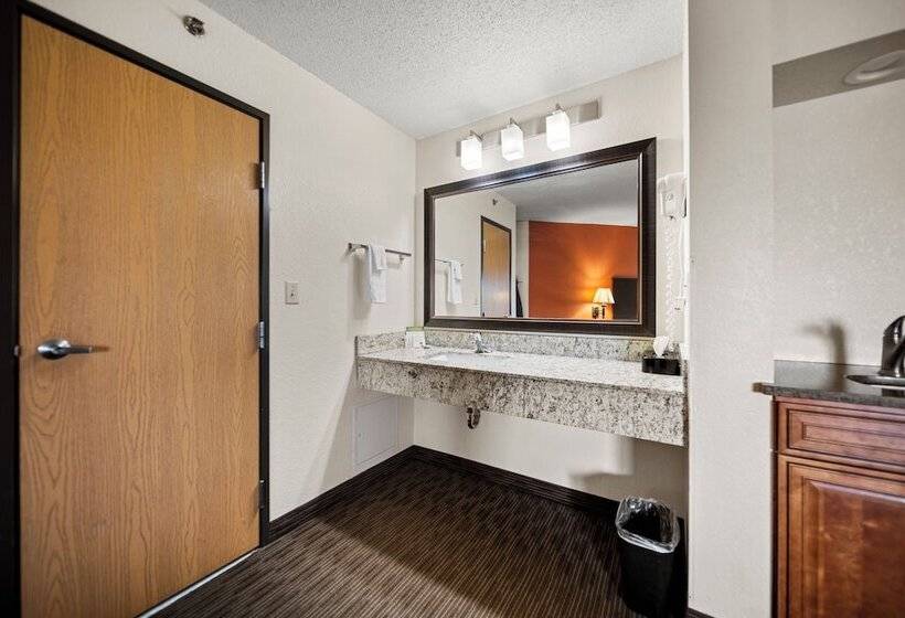 فندق Americinn By Wyndham Ames