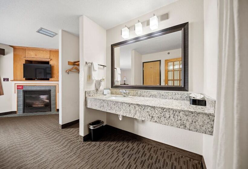 فندق Americinn By Wyndham Ames