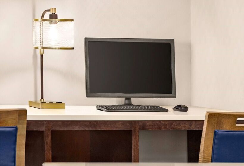 ホテル Americinn By Wyndham Baudette