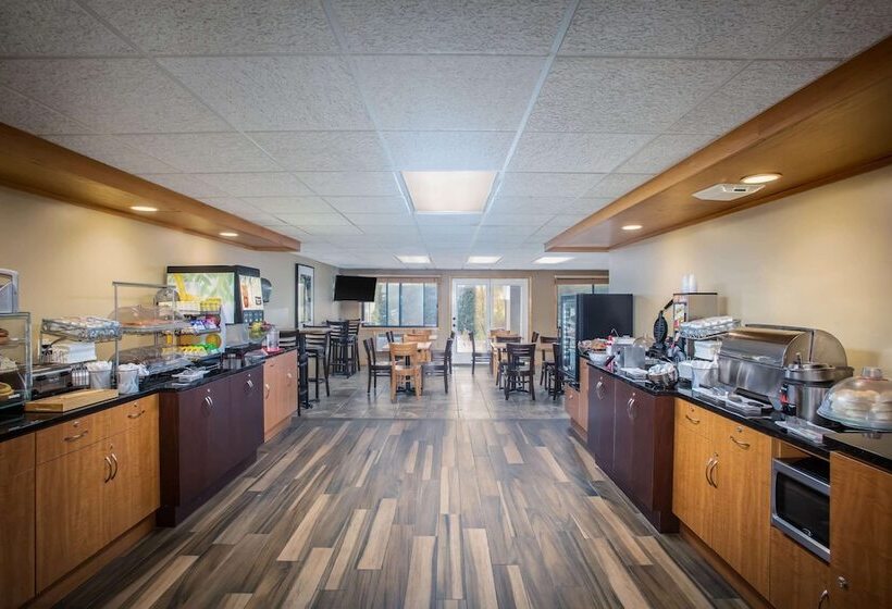 ホテル Americinn By Wyndham Baudette