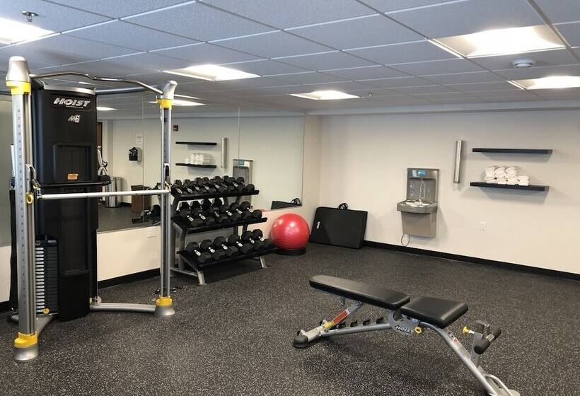 ホテル Americinn By Wyndham Baudette