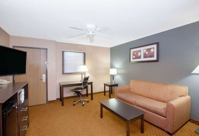 酒店 Americinn By Wyndham Coralville